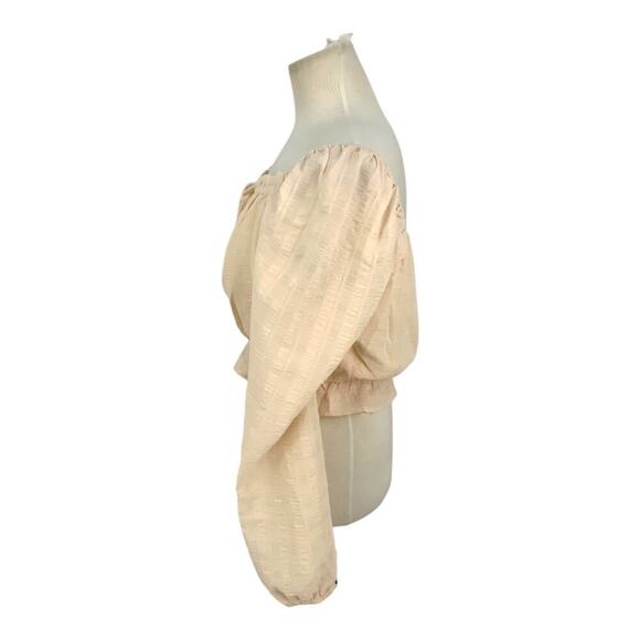 Lush Puff Sleeve Tie Front Blouse Cream Size Medium NWOT - Picture 4 of 6